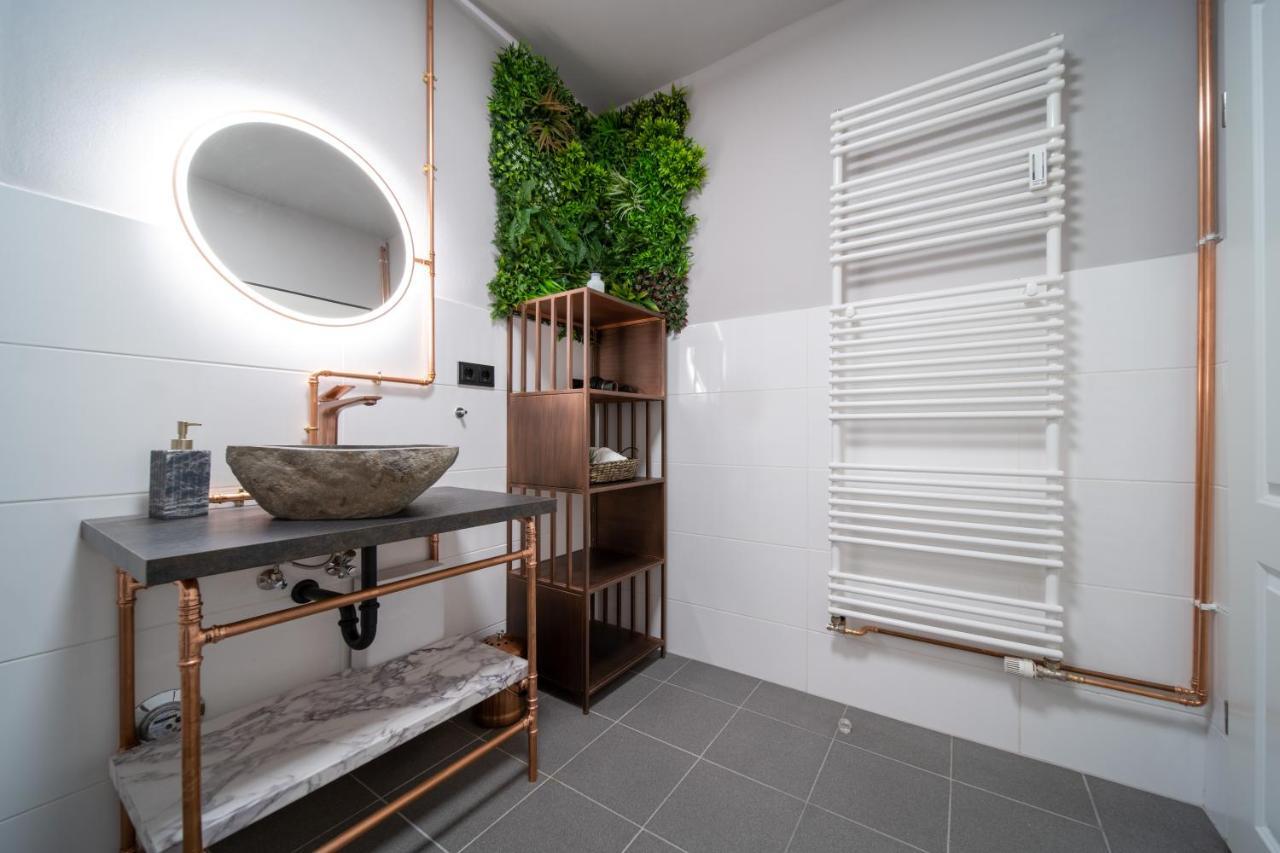 La Bodega - Designer Apartment An Der Alster Hambourg Extérieur photo